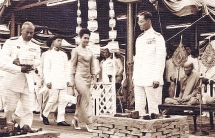 พระเครื่องในหลวงทรงสร้าง (๗)