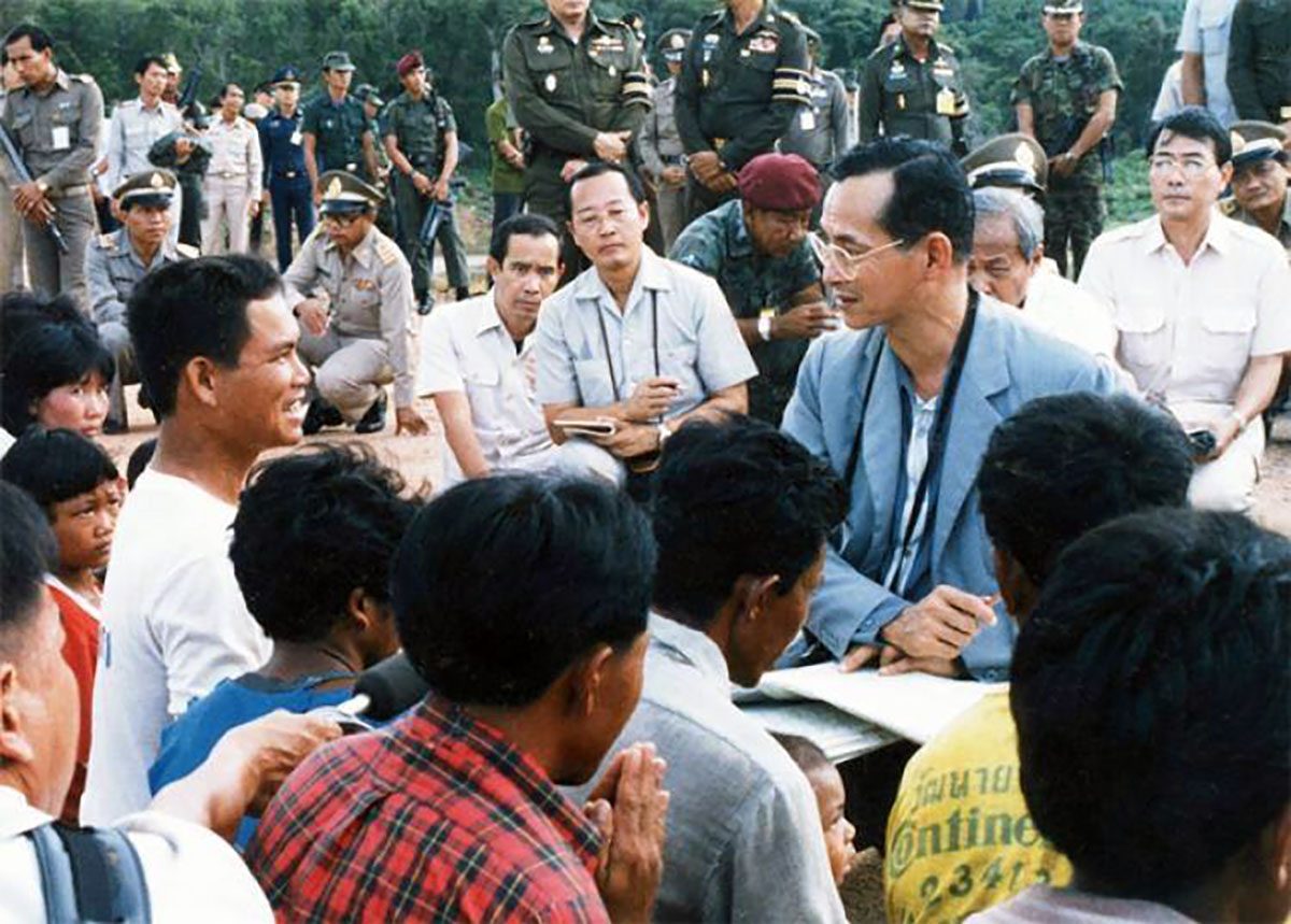 รัชกาลที่-9-03-1200P-Auto