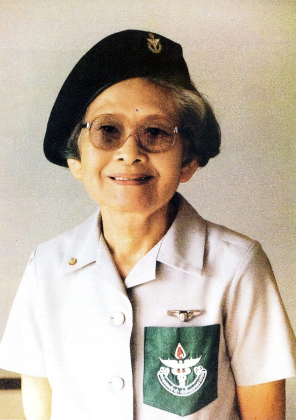 6-สมเด็จพระศรีนคริน-auto-1200P